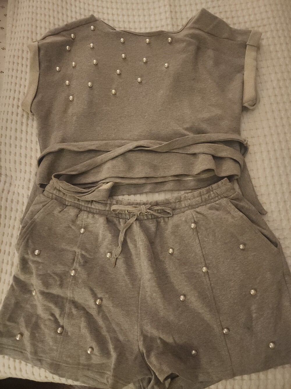 PREMME Pearl-Embellished Grey Short Set